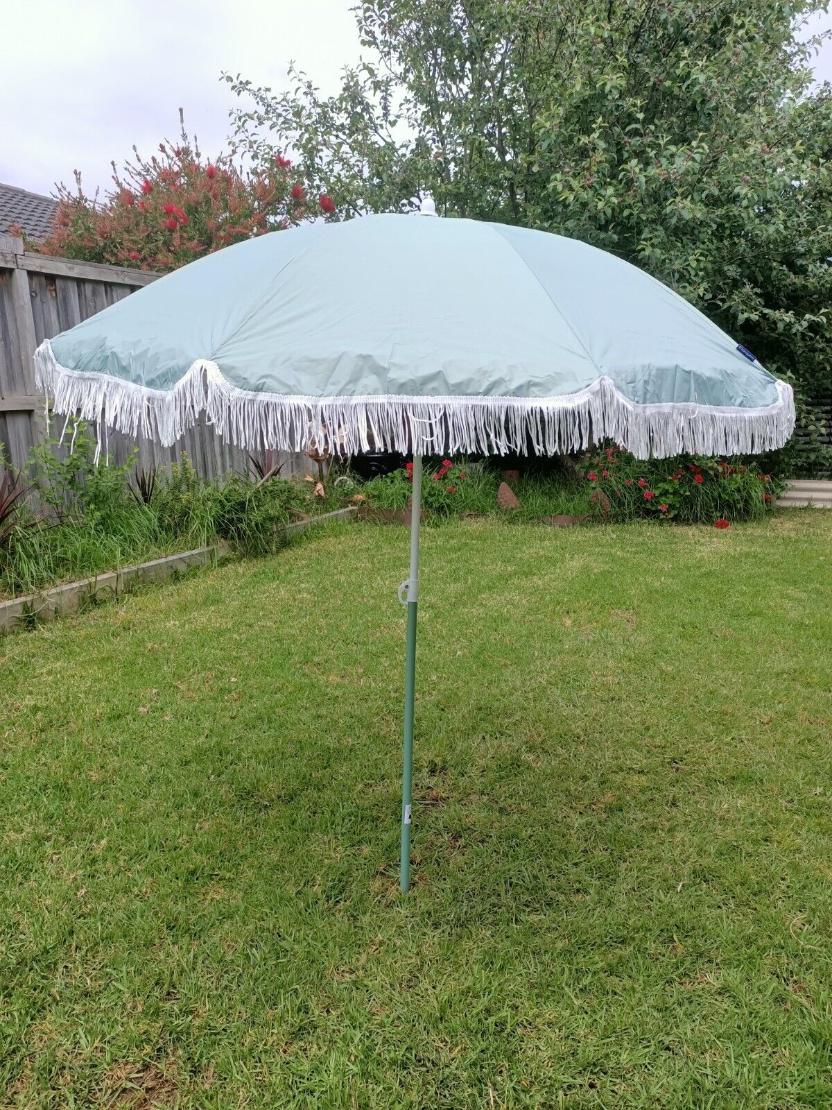 Classic Retro Beach Umbrella w/Tassel Trim